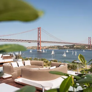 5* ホテル Hyatt Regency