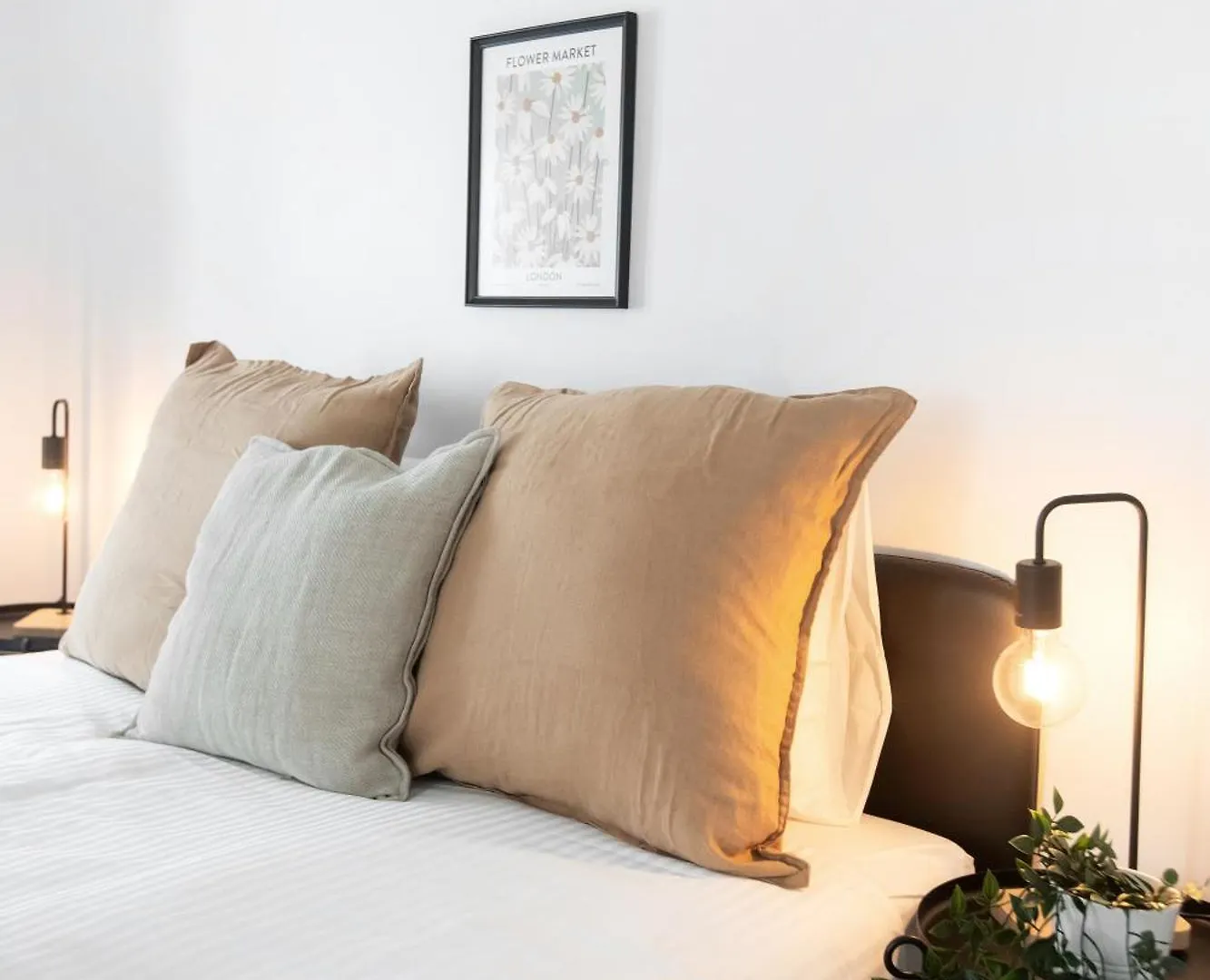 Apartment Charming 3-Bedroom Retreat In The Heart Of Lisbon